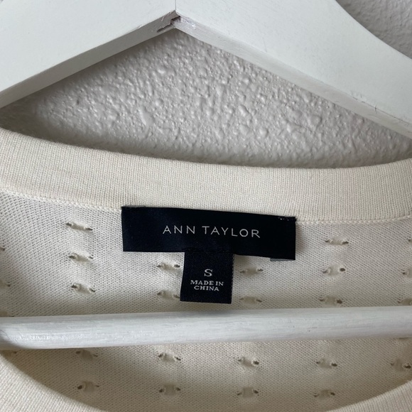 Ann Taylor Viscose Womens Shabby Blouse Size Small - Picture 3 of 9